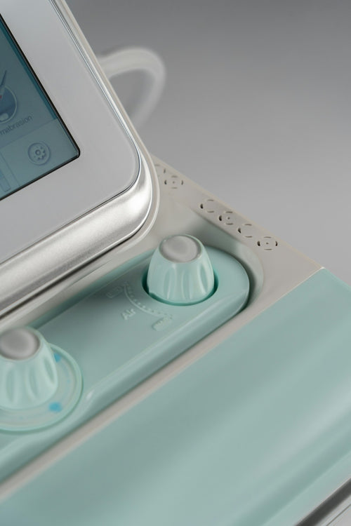 Dispositivo microcurrent facial profesional